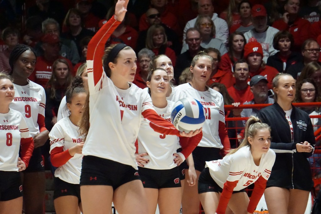 What Former Illinois Volleyball Stars Are In the NCAA Tourney?
