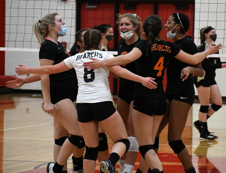 Division 4 quarterfinals breakdown &amp; predictions