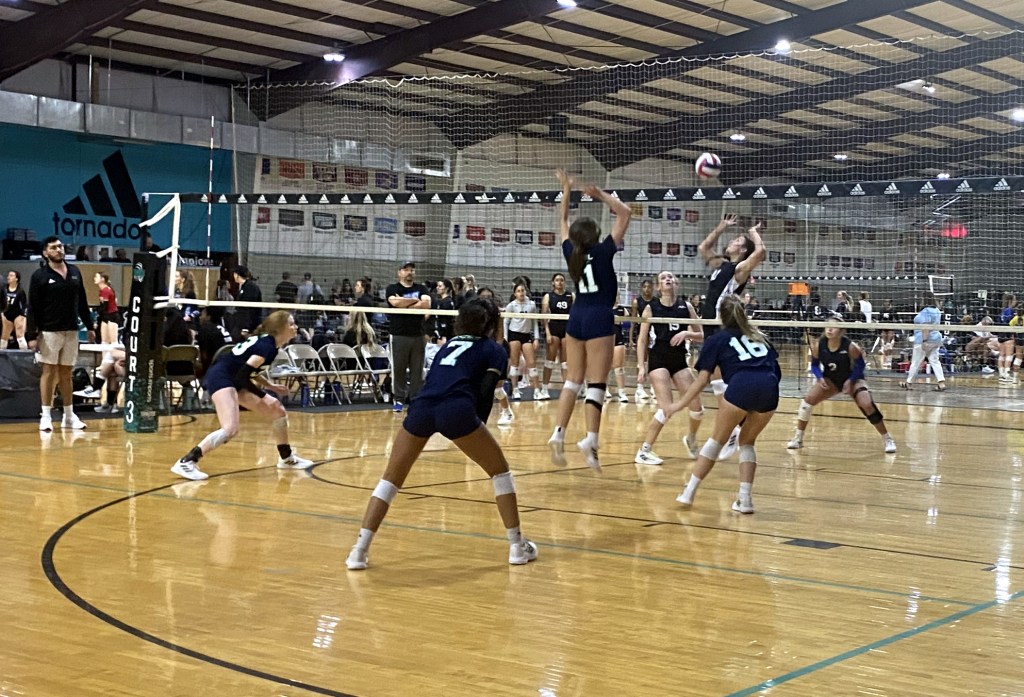 H-Town Showdown #4 – 16s – The Middle Blockers