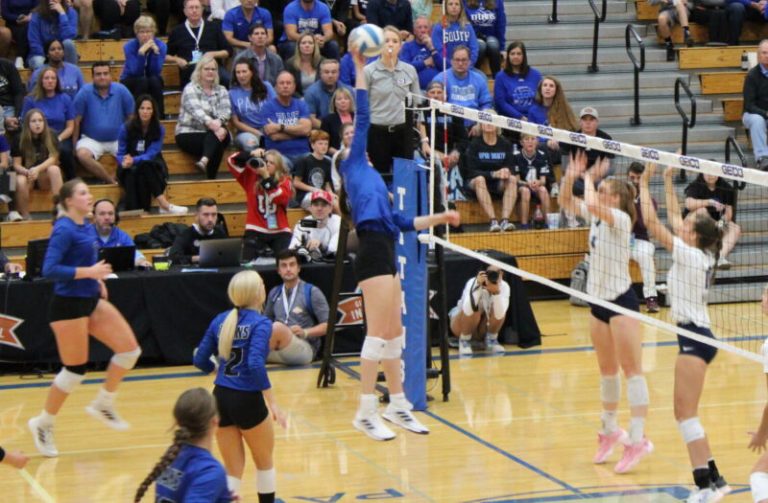 A Thrilling Championship Thursday for Metro and HAC Tournaments