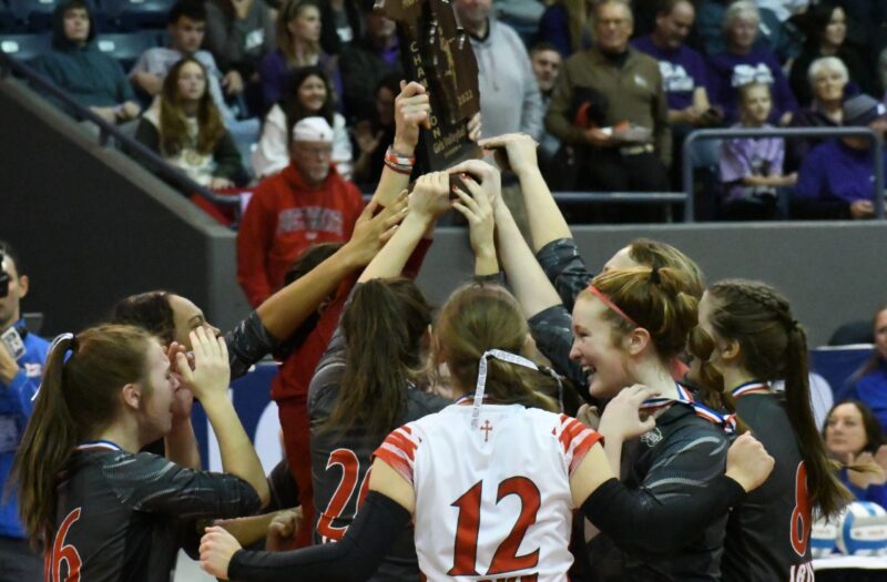 Sacred Heart Wins D4 Title With Miraculous Rally