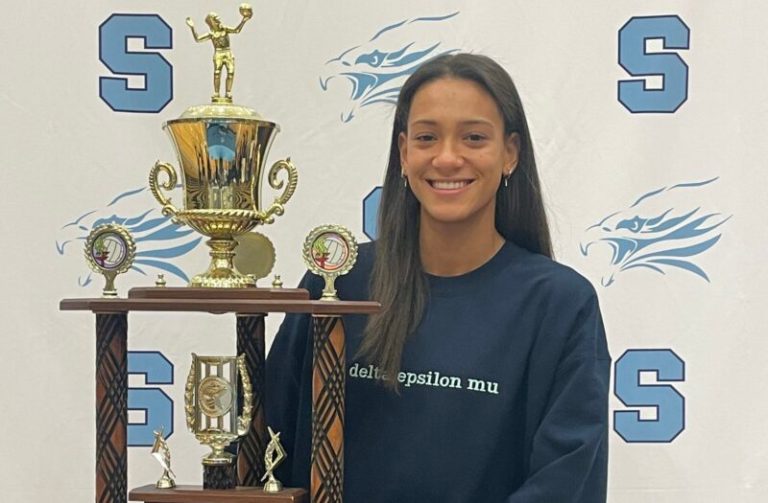 Harper Murray Named 2022 Miss Volleyball