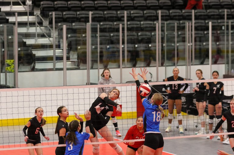 Photo Gallery III: Iowa Regionals 15Q