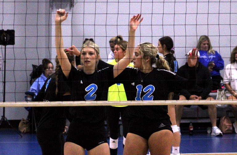 Skyline Classic #10 - 17 Girls - Middles