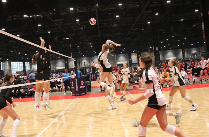 15 Day 1 WI &amp; IL Standouts at USAV Nationals
