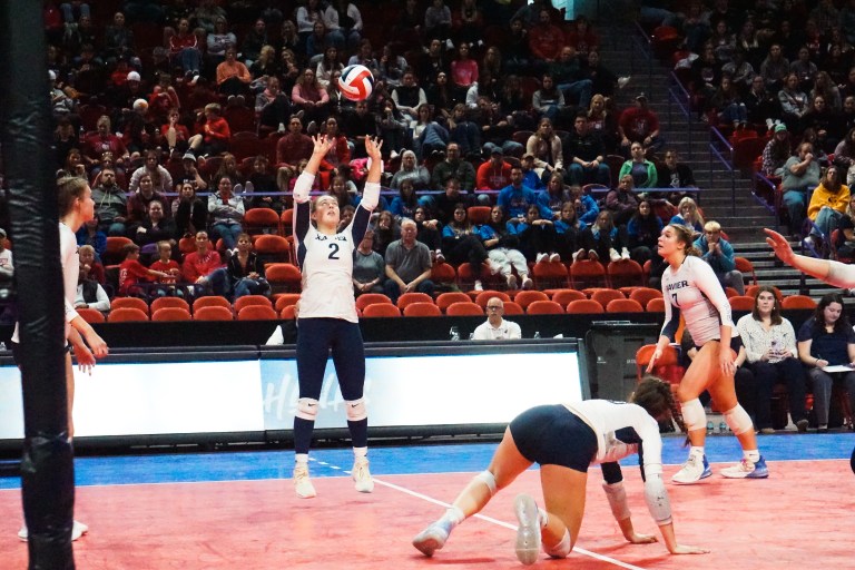 Spectacular Sectional Setters