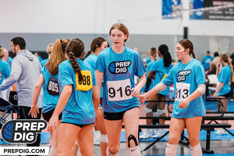 Twelve Thumpers Thumping: Holiday Athletes You Need To See