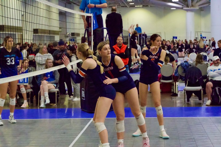 Northern Lights Qualifier Shining Stars: 17 Open Outside Hitters