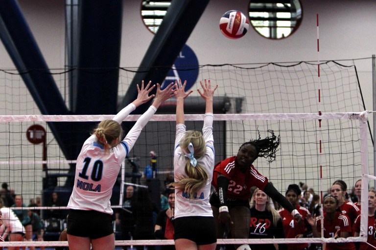 Cross Court Classic: 16 Open - Outsides