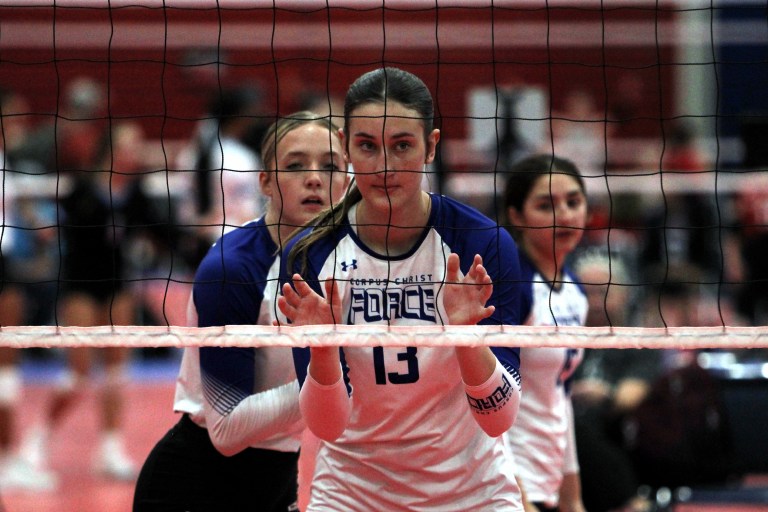 Cross Court Classic: 16 Open - Middles