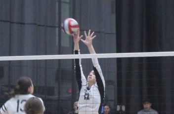 Middle Blockers Who Made an Impact at the CLUB VT Holiday Bash