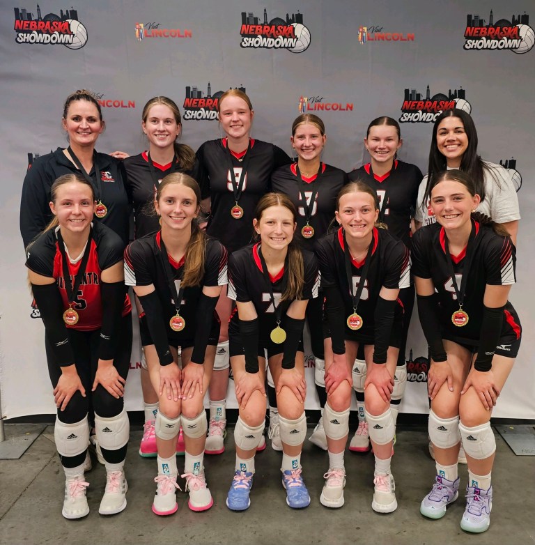 16&#039;s Team Ready to Charge Mandalay Bay Convention Center