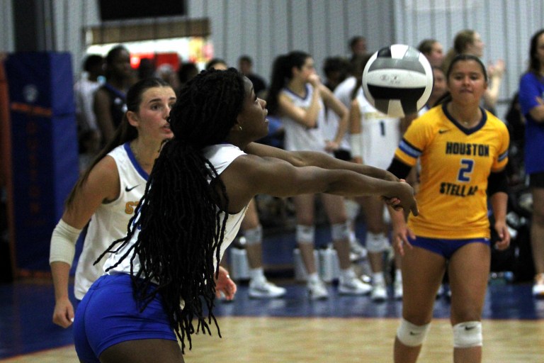 High-Scoring Texas Right Sides at the Lone Star Classic