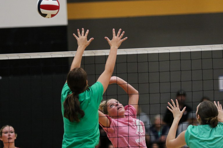 Takeaways from Day 1 of Iowa Prep Dig Sizzle &#039;24