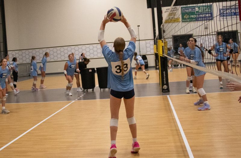 Savvy Setters from the Freshman Showcase