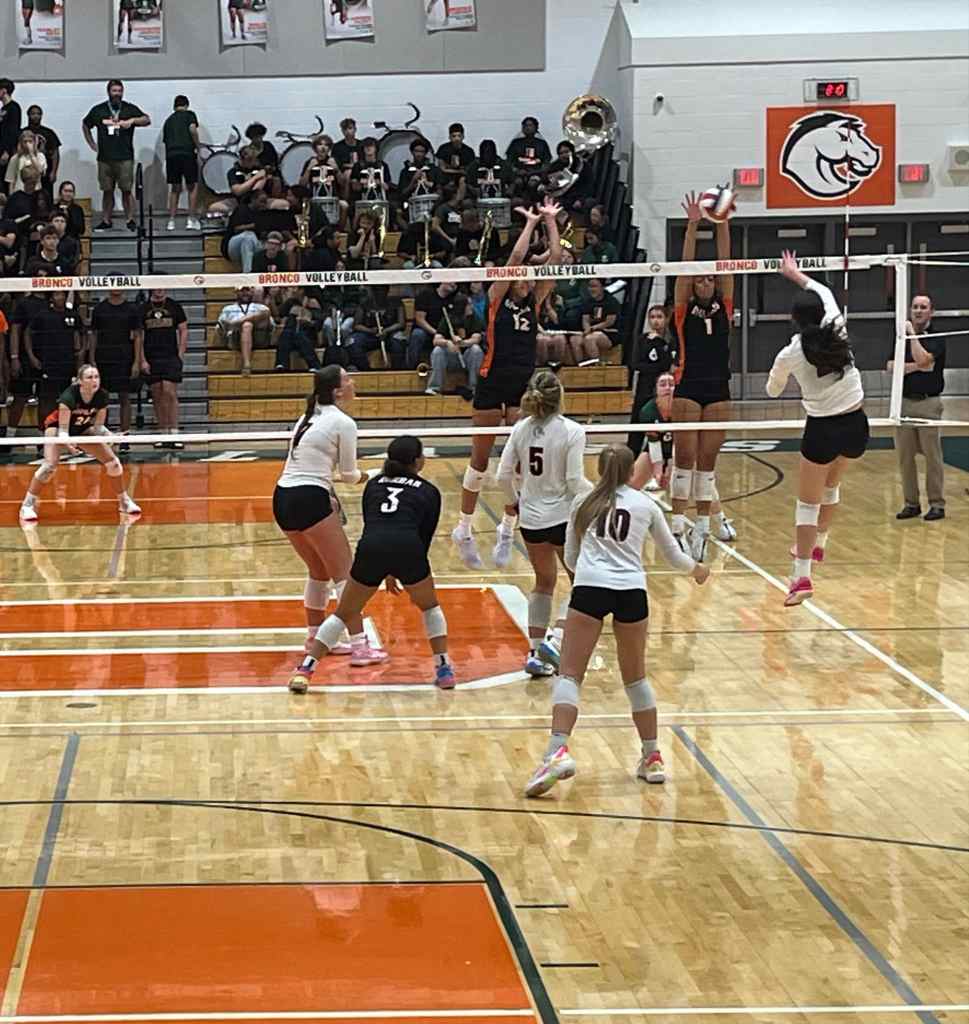 SET. MATCH. DAWGS: Dunbar's Stunning Comeback