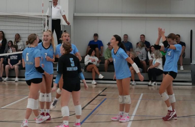 EAST VS. WEST CHALLENGE (PHOTOS)