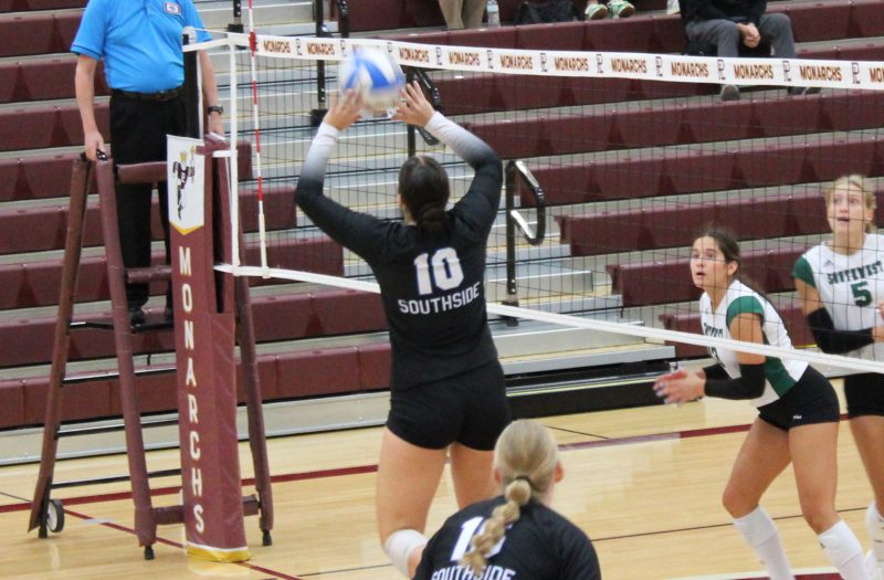 Star Seniors Dominate Allison Weston Invite Championship Bracket