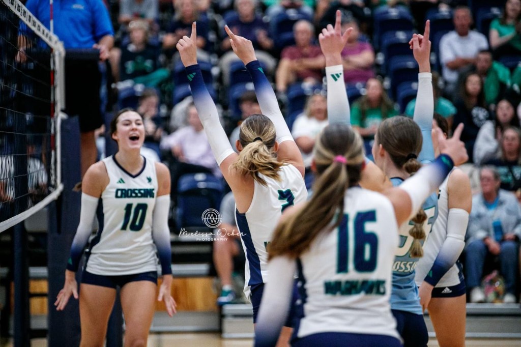 Battle of the Birds &amp;#8211; Thrilling Four-Set Victory