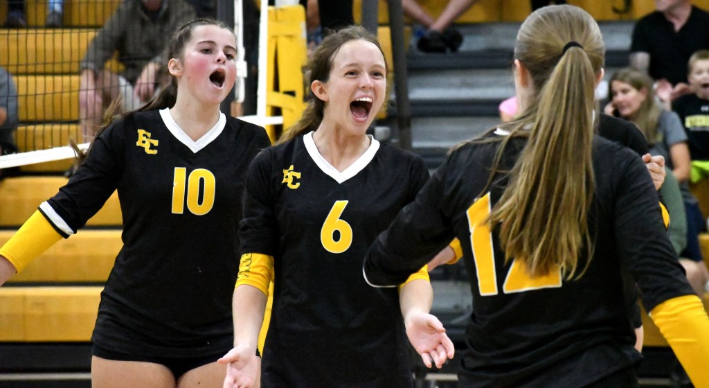 Division 4 Postseason Storylines