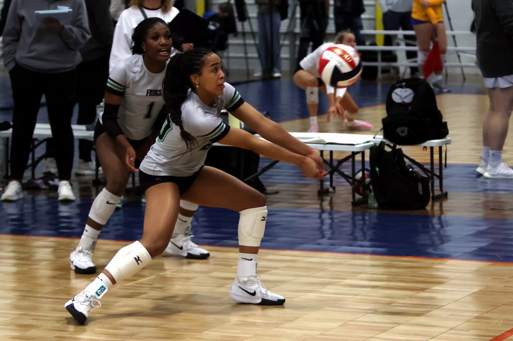 Strong Texas pin hitters at the Salt Lake City Showdown