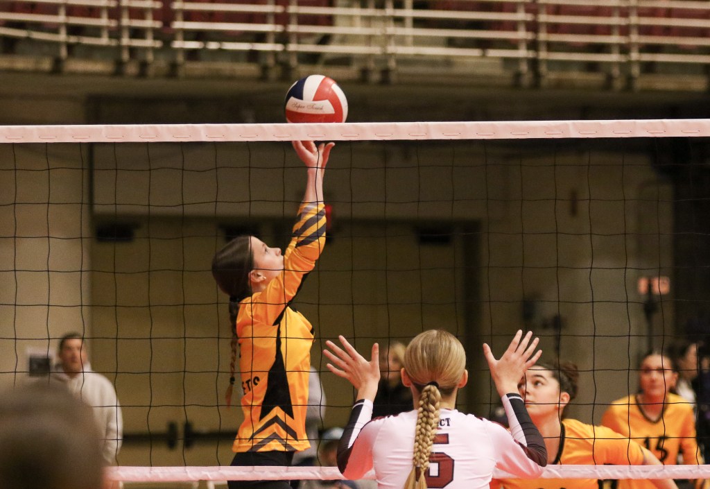 Chi-Town Showcases 7 Stellar Setters