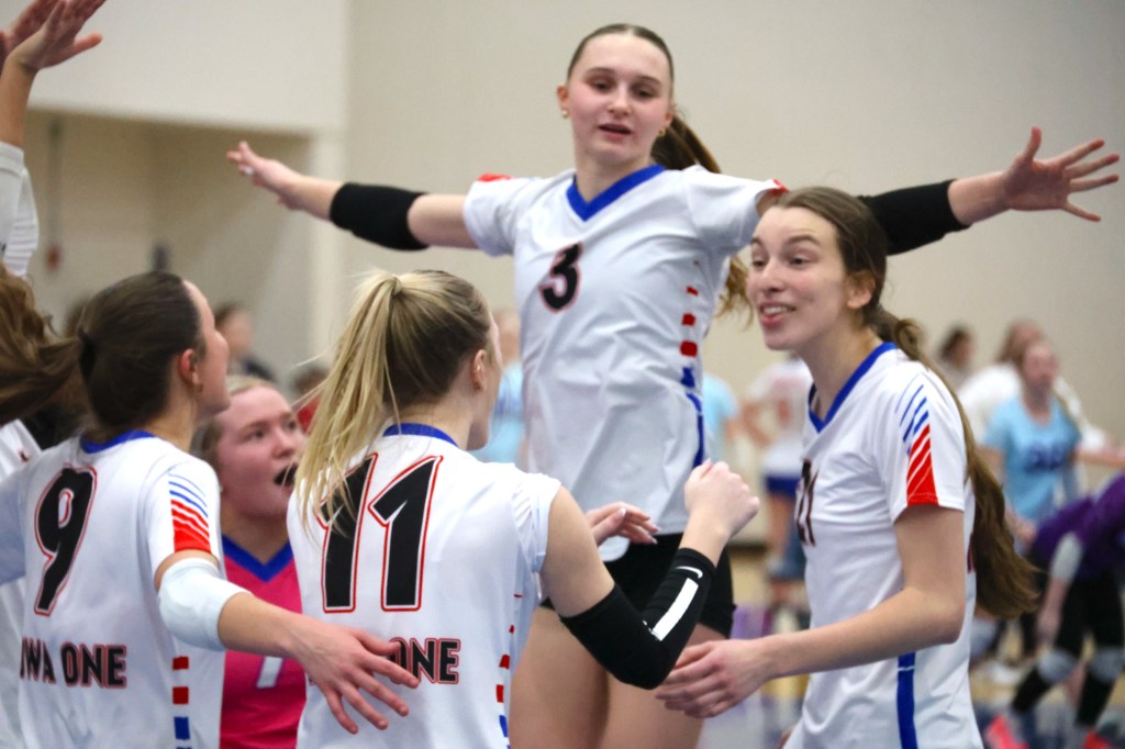 Prep Dig Chris Photos &#8211; MN Slam Day 1