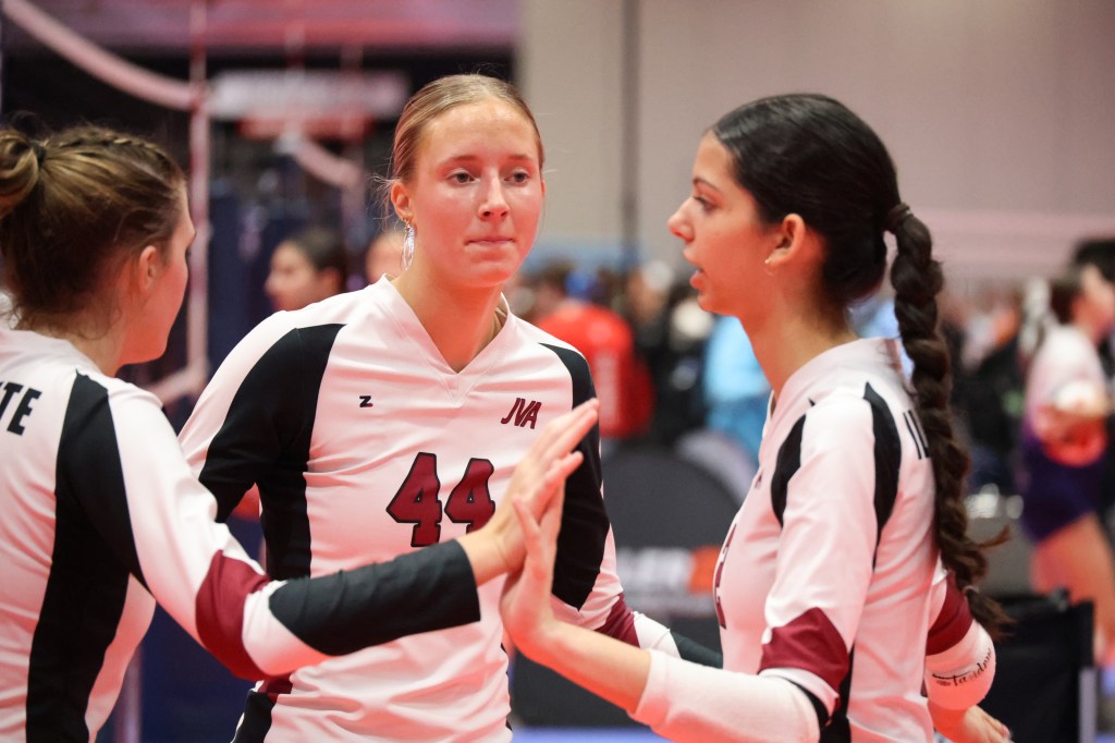 New Athletes To Know From Illinois 16s at Triple Crown
