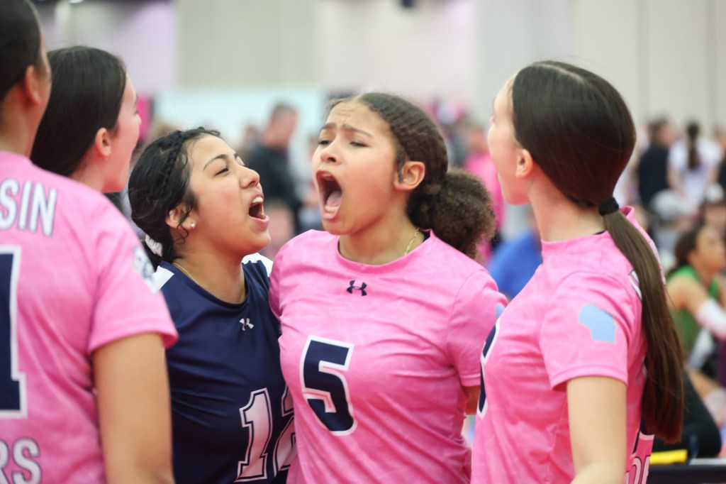 Prep Dig Chris Photos &#8211; JVA World Challenge