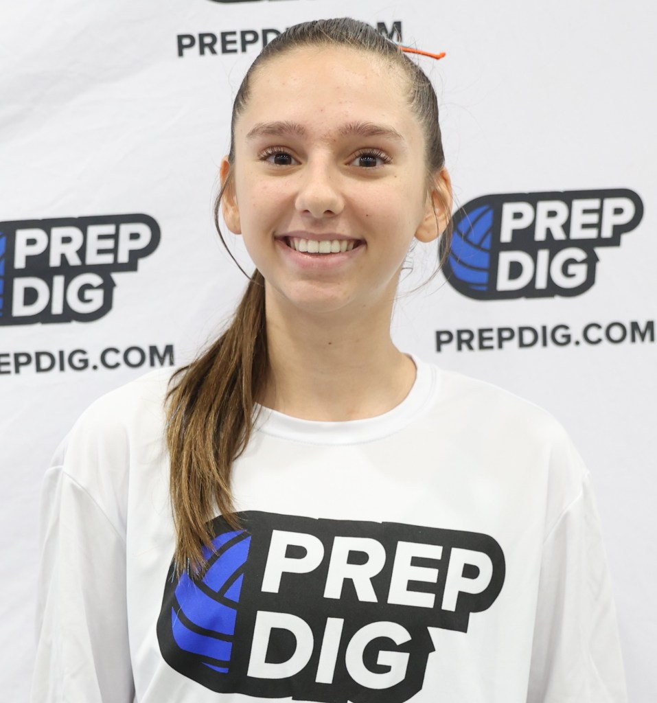 How These Performers Lit Up The Room At The IL Exposure Tour