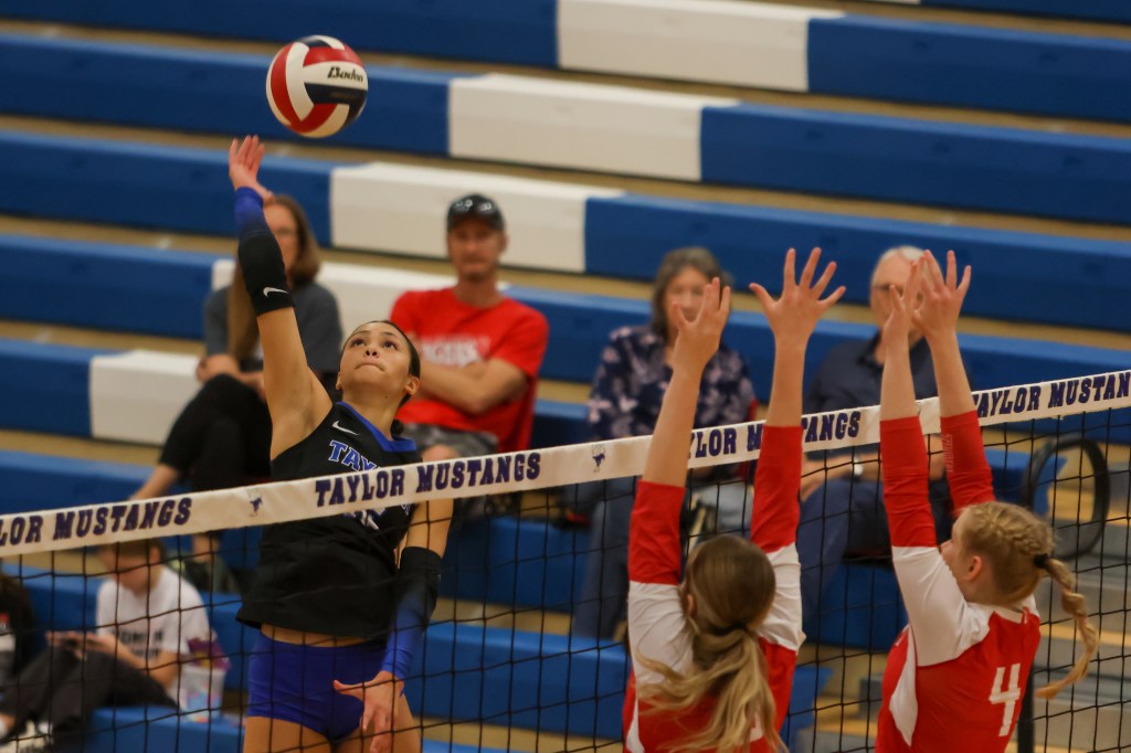 Texas HS: Katy Taylor vs. Katy &amp;#8211; Photos