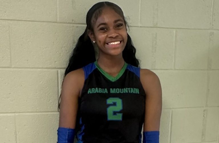Night of Big Hits and Quiet Potential in Region 4 Volleyball