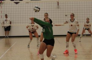 Show-Stopping Setters Start Strong at Bellevue West Invite