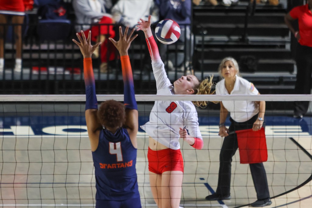 Texas HS Playoffs: Dawson sweep Seven Lakes to win Regional Final