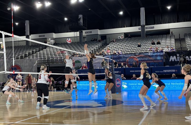 Bismarck Wins First Title; Northland  Takes Third in Class 1