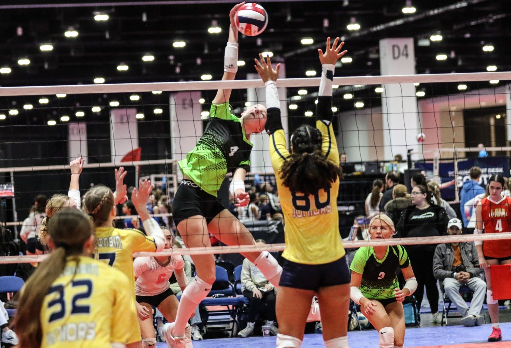 Recapping Iowa Clubs at UA JVC Winter Classic