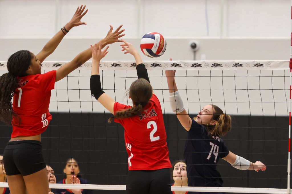 Skyline Classic 5: 16 American – Photos