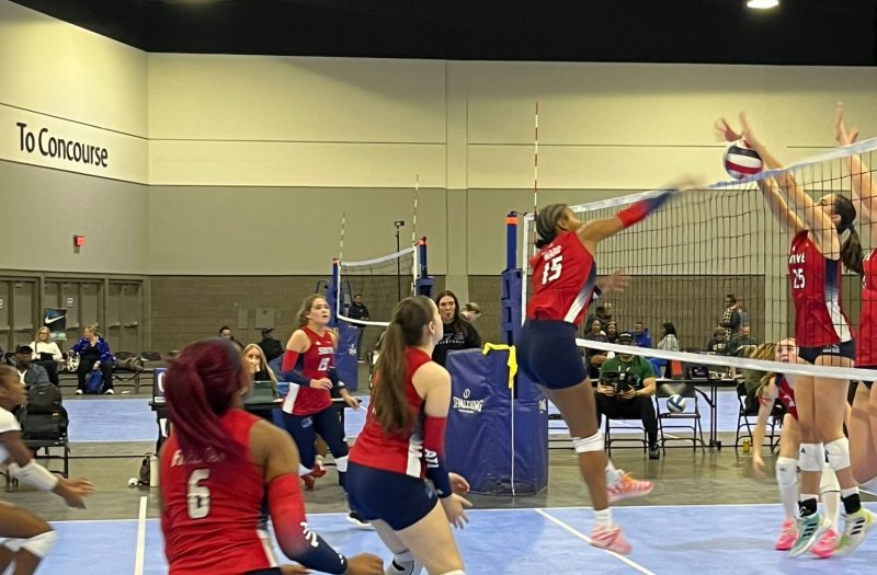 Sunshine Q Live: Middles Mastering Control at the Net