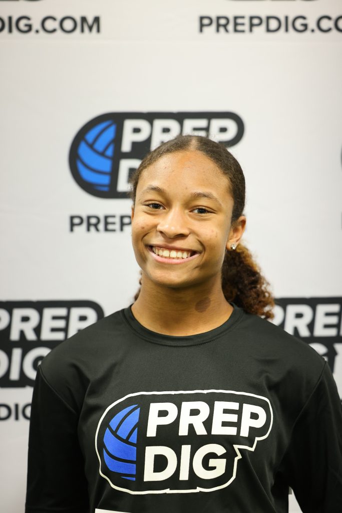 Backcourt Players Extending Rallies and Stabilizing Play