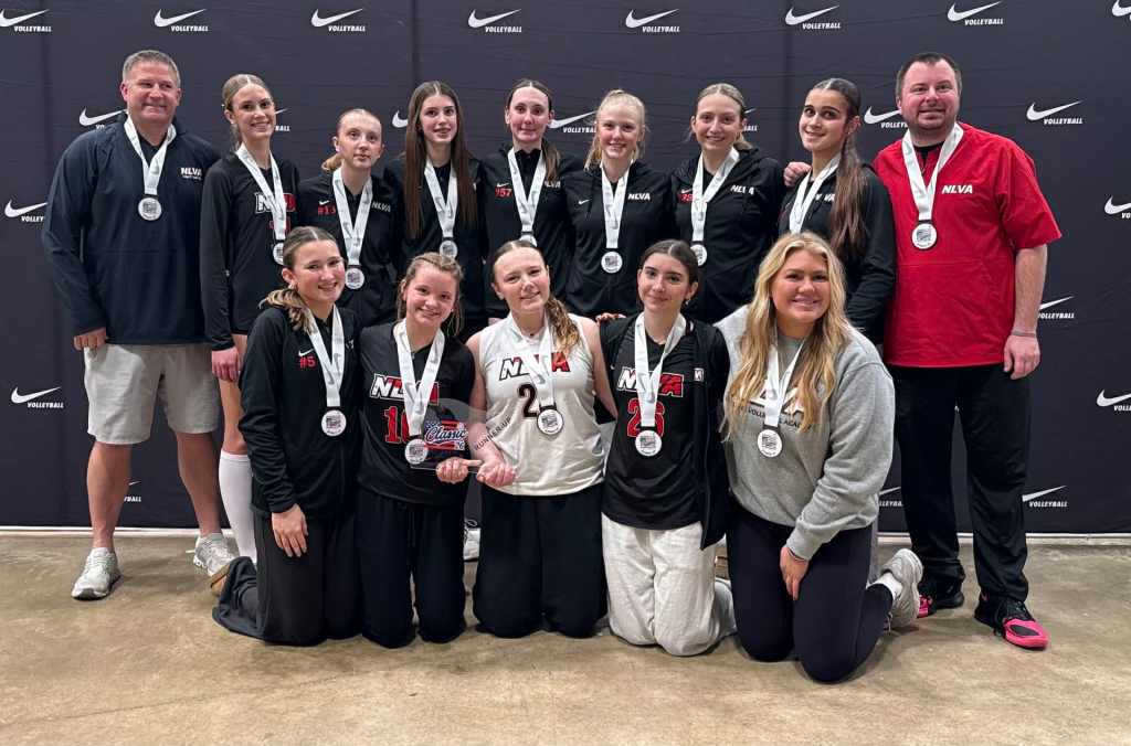 NLVA 15-Girouard and No Coast 15 Wave Shine in Open