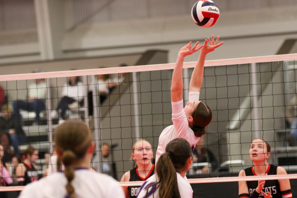 Setters That Stood Out During USAV 15U Iowa Regional
