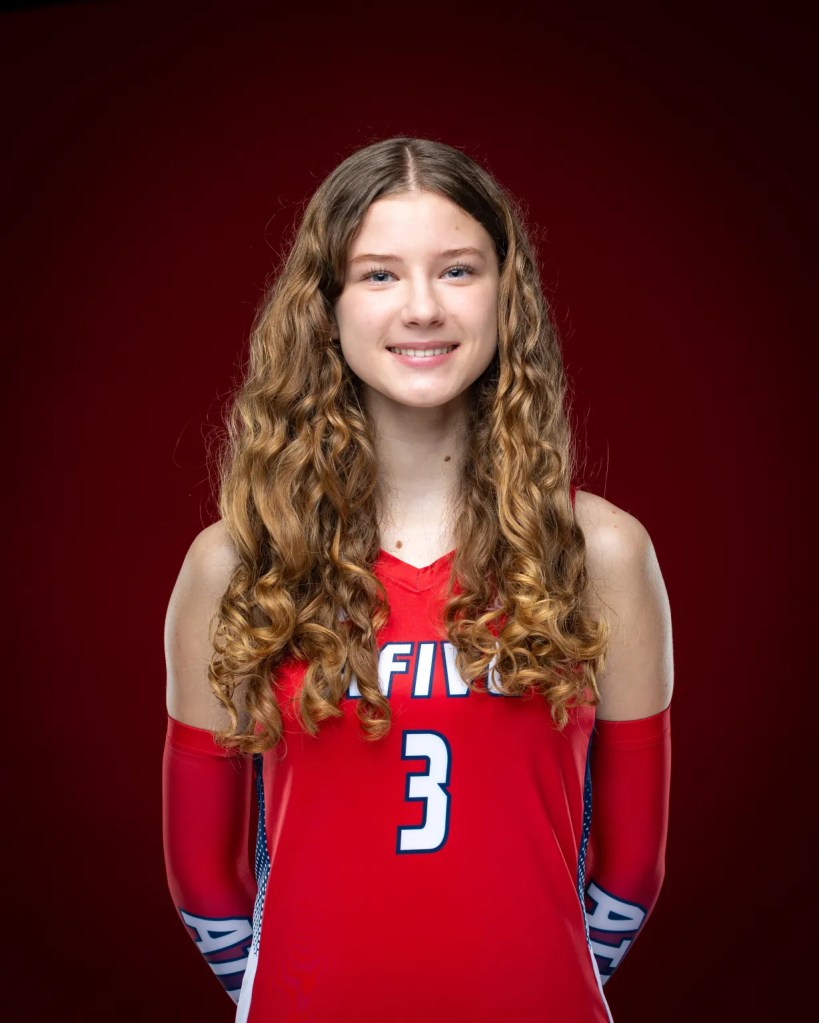 Backcourt Defenders Extending Rallies at Sunshine Qualifier