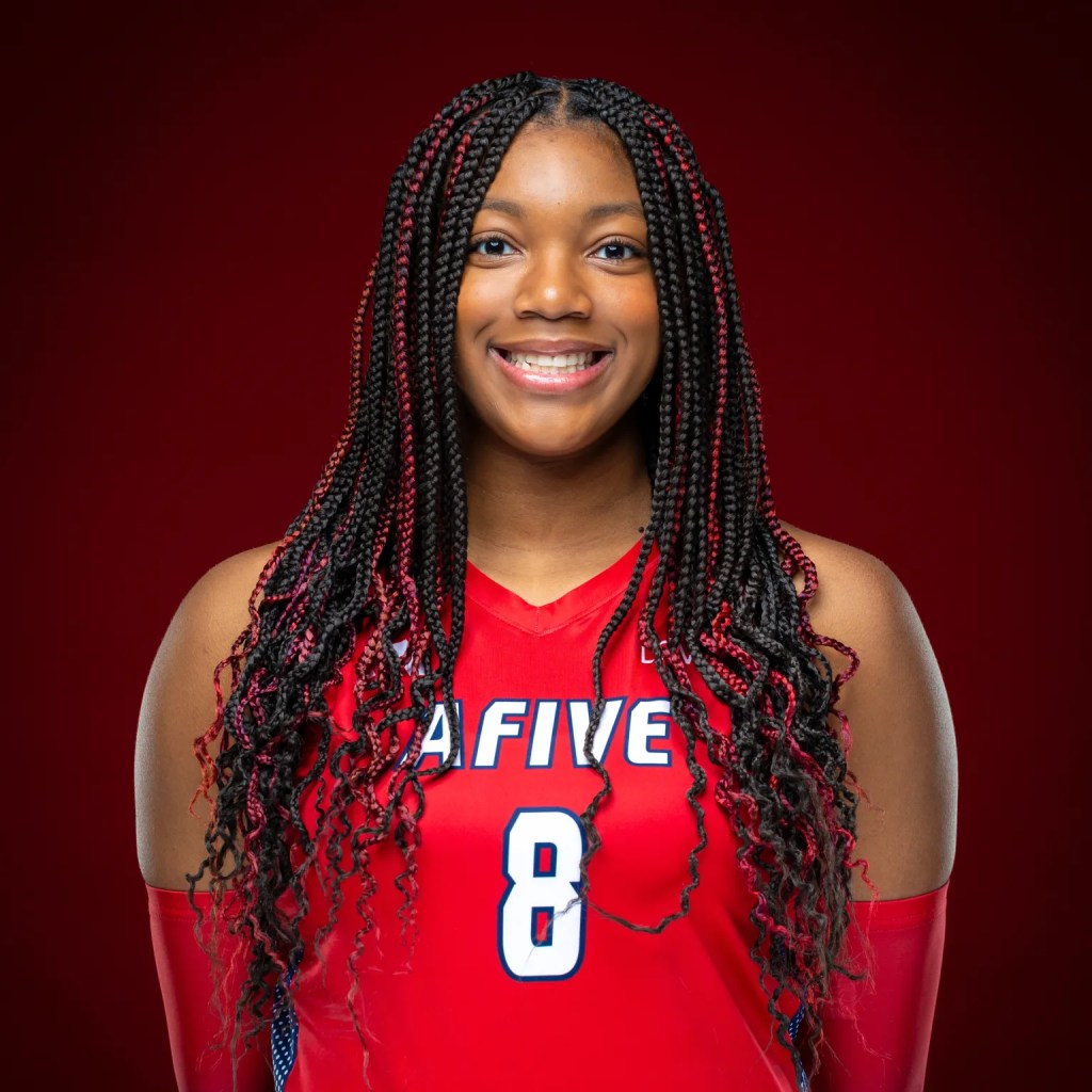 Live Coverage: Big Blockers Dominating the Net at Sunshine Q