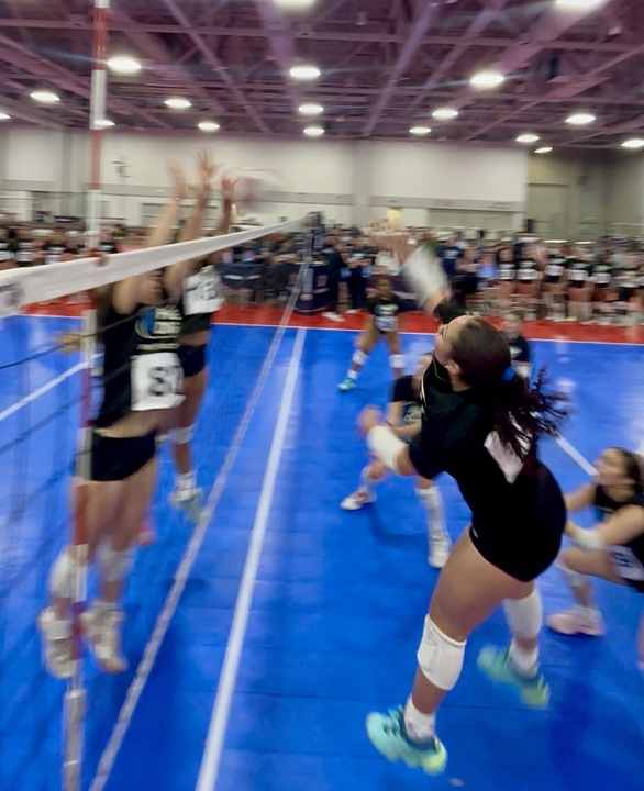 Powerhouse Pins Perform at SLC Showcase