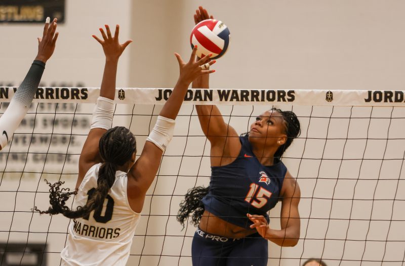 Texas HS: Jordan vs. Seven Lakes – Photos