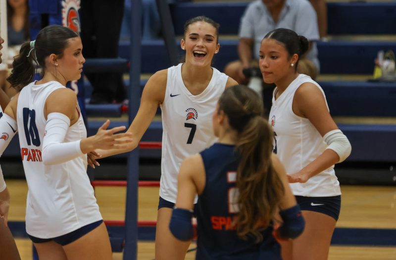 Seven Lakes defeat Katy to continue undefeated in district play