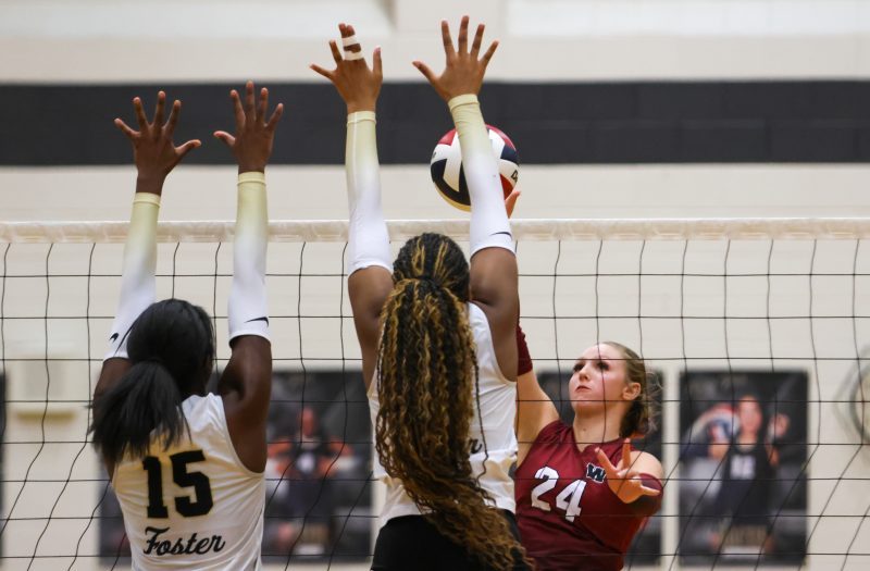 Foster vs. Waller – Photos