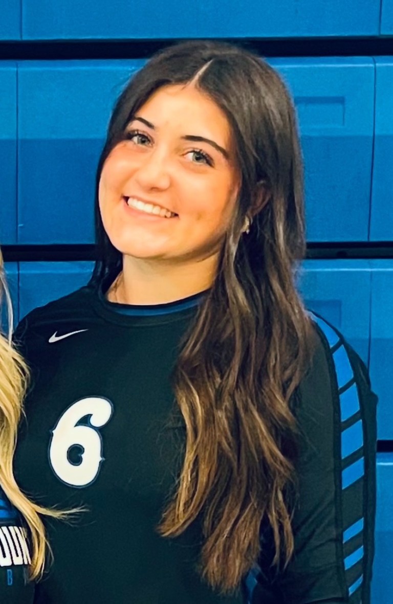 Bella Warner