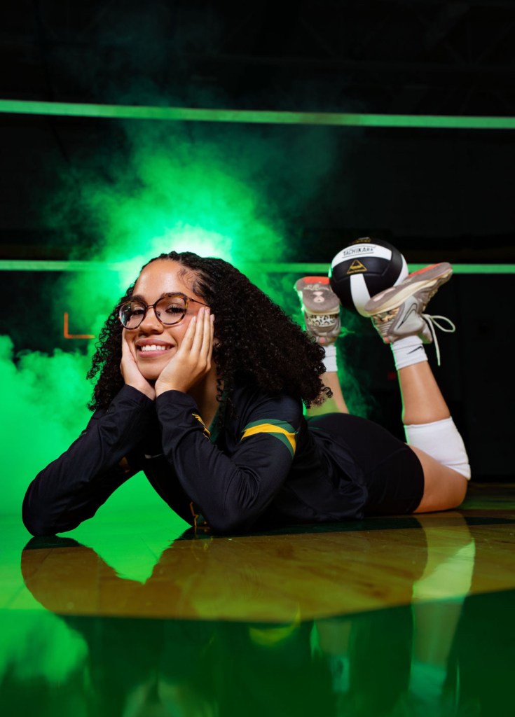 Skyanna West